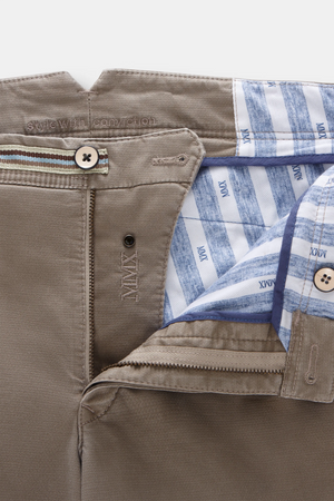 Apus 1-7374 MICRO STRUCTURE