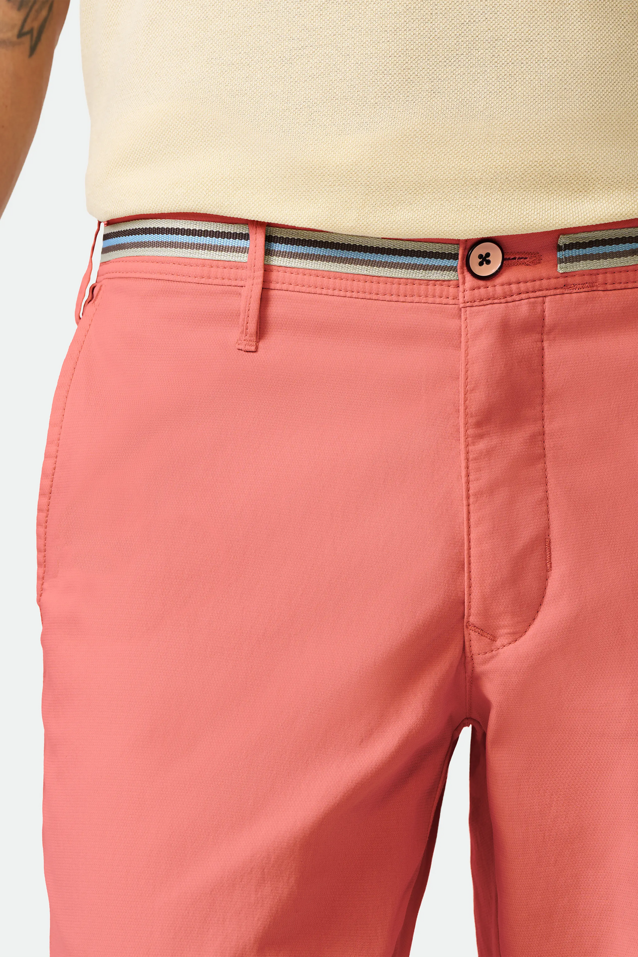 Apus 1-7374 MICRO STRUCTURE